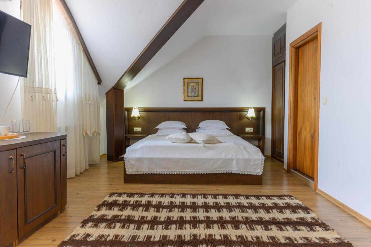 Boutique Hotel L Do Rado Sofia Bagian luar foto