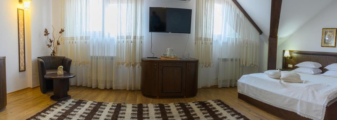 Boutique Hotel L Do Rado Sofia Bagian luar foto