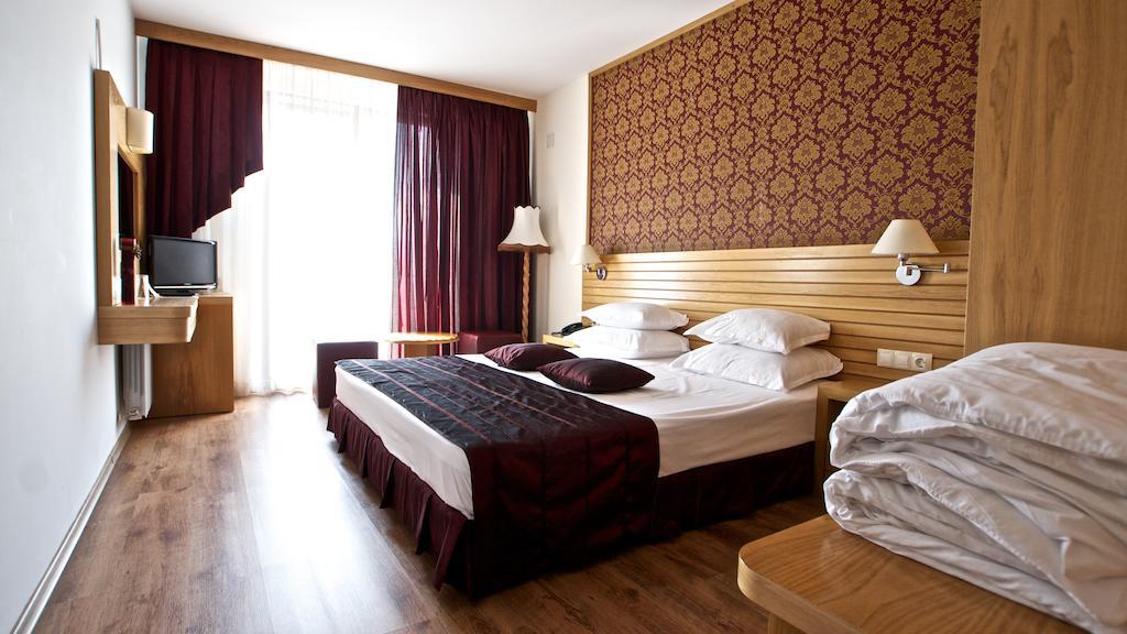 Boutique Hotel L Do Rado Sofia Bagian luar foto